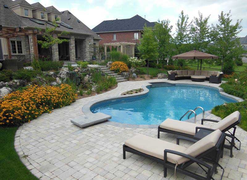 backyard landscaping in Toronto